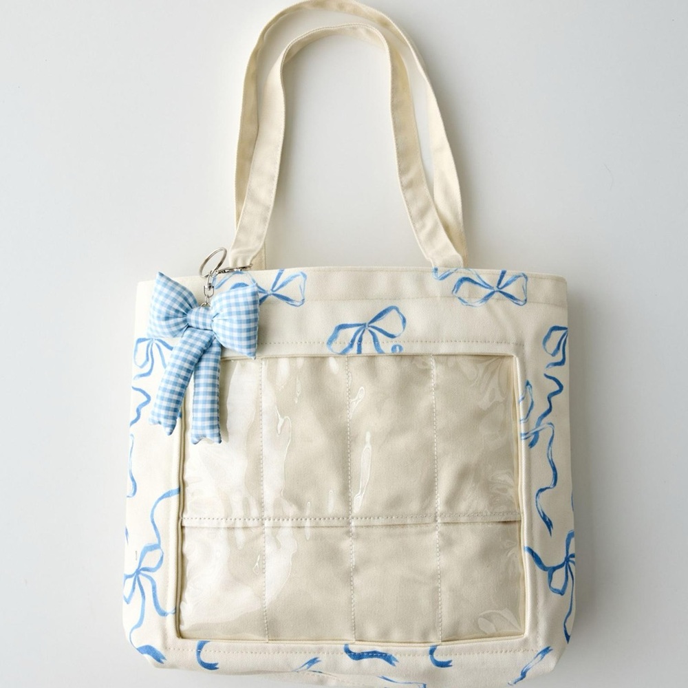 ISO POST- Urban Outfitters Figure Tote Bag 🤍